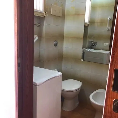 Cisano Apartment *