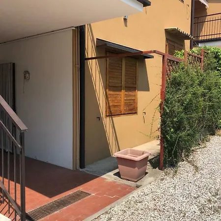 Cisano Apartment